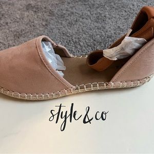 Tan espadrille sandals